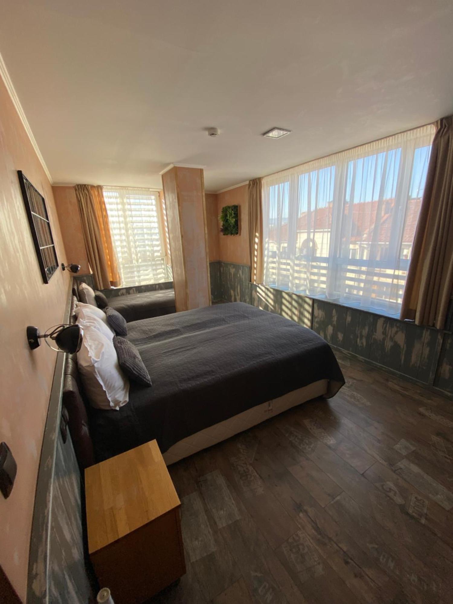City Hotel Veliko Tarnovo Extérieur photo