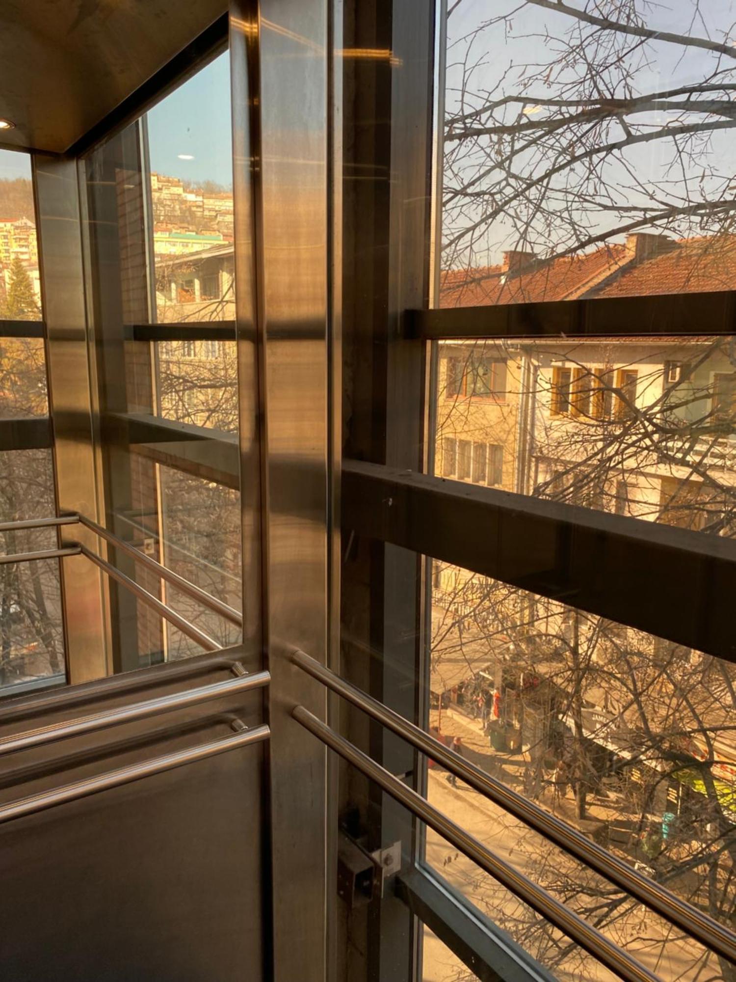 City Hotel Veliko Tarnovo Extérieur photo
